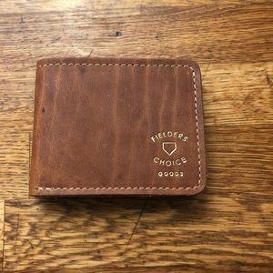 Fielder’s Choice Goods Classic Leather Billfold Wallet